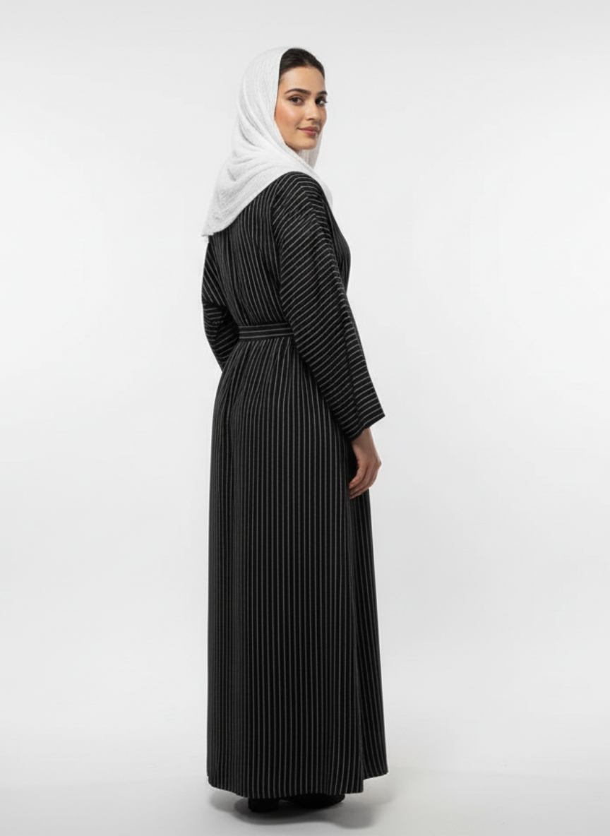 Gown f/o crush liner with stole